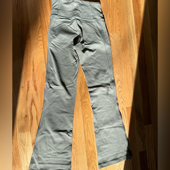 NWT lululemon luon groove pants grey sage size 4 - Picture 5 of 6
